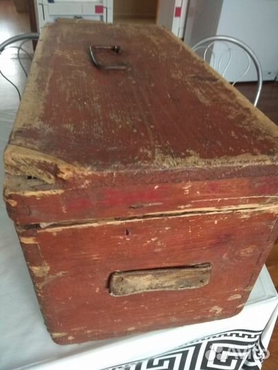 Сундук старинный