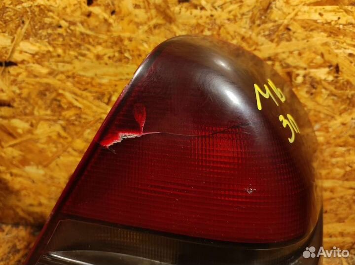 Фонарь задний Mercedes W202