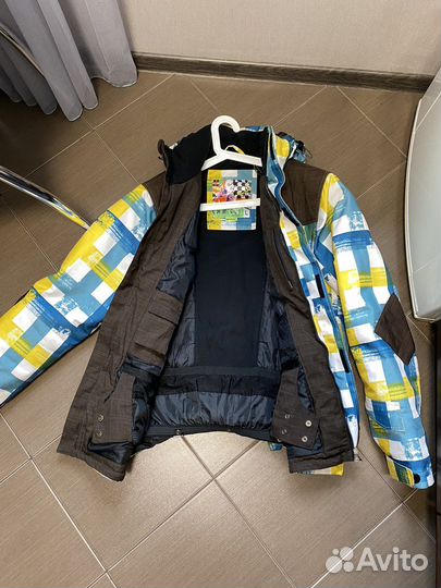 Горнолыжная куртка L