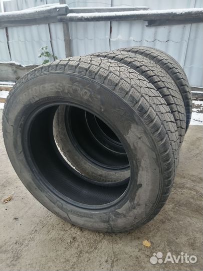 Bridgestone Blizzak DM-V2 225/65 R17