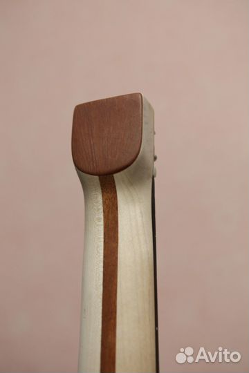 Headless безголовая гитара