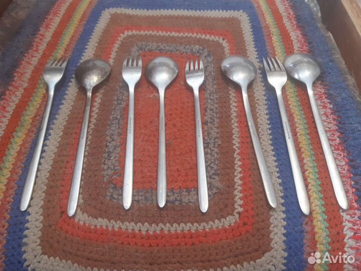 Столовые приборы времен СССР - ложки, вилки, ножи