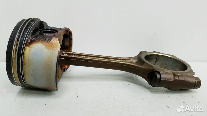 Шатун с поршнем двигателя двс Honda Stream RN1