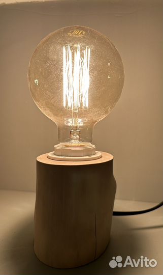 Лампа настольная