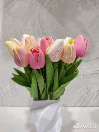 Искусственные тюльпаны