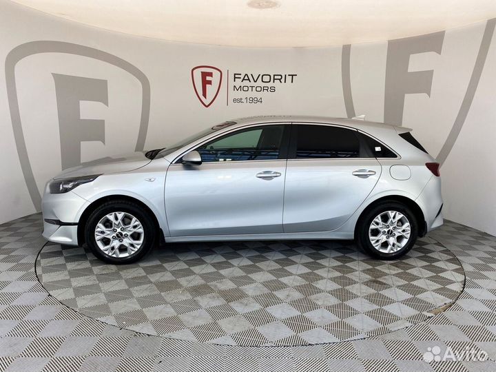 Kia Ceed 1.6 AT, 2022, 7 900 км