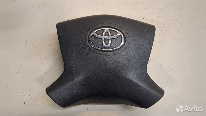 Подушка безопасности водителя Toyota Avensis 2