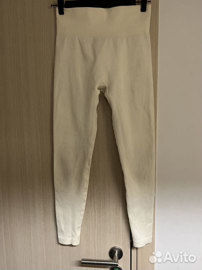 Легинсы в рубчик