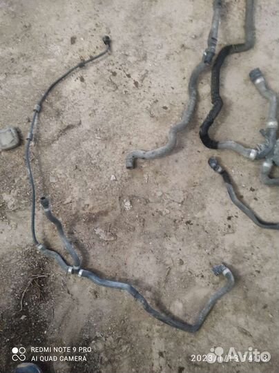 Патрубок системы охлаждения бмв ф10 м5