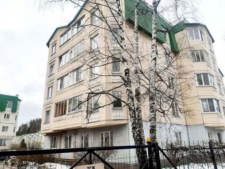 3-к. квартира, 87 м², 4/5 эт.