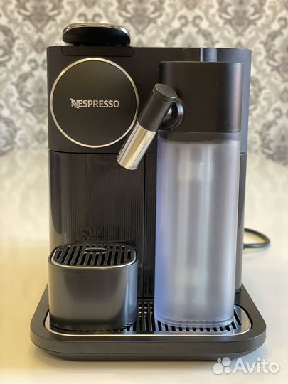 Кофемашина delonghi nespresso