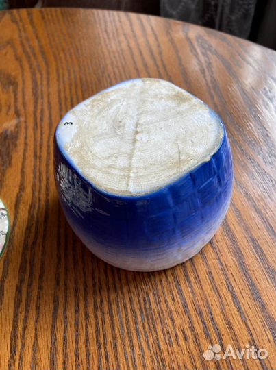 Кузовок с грибами, масленка сахарница