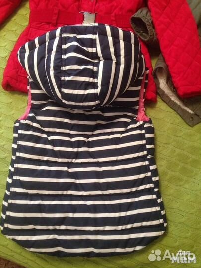 Курточка Zara и жилетки Mayoral и нм на девочку