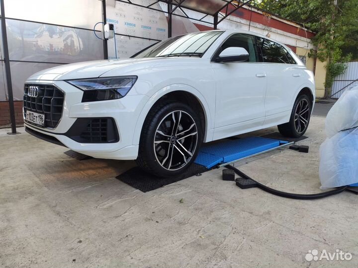 Летние шины диски колёса на audi q8 r22