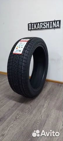 Gripmax Stature M/S 235/45 R20 97V