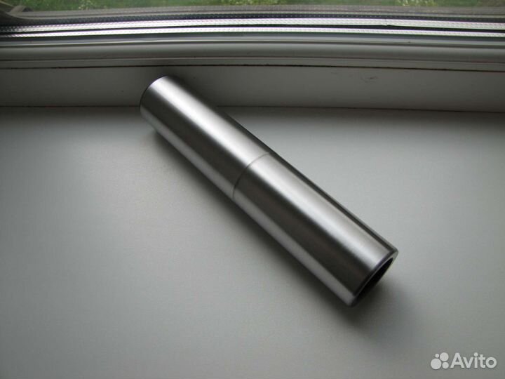 Палец ось задней балки Пежо Peugeot 206, 207