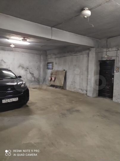 Машиноместо, 10 м²