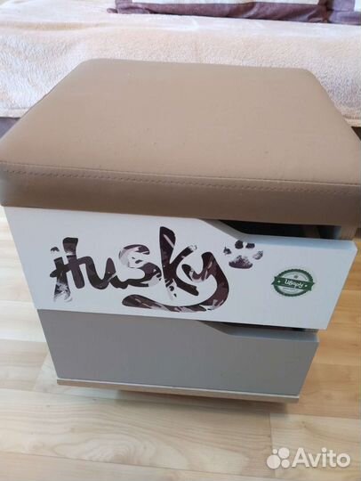 Пуфик кожаный