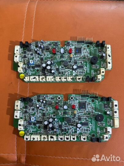 Блок/Плата робота пылесоса Philips FC8774/01