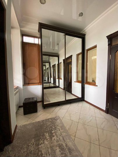 Дом 180 м² на участке 14 сот.