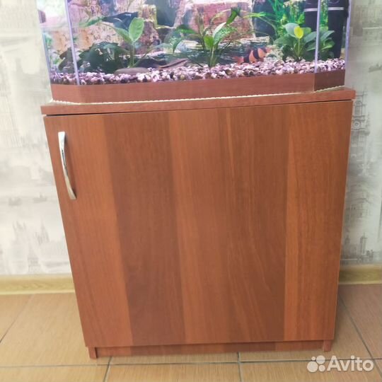 Аквариум с тумбой