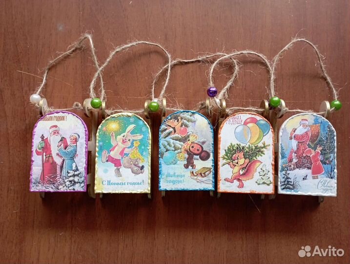 Елочные игрушки, украшения