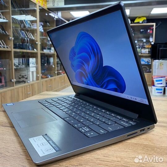 Ноутбук Lenovo Ideapad 330s
