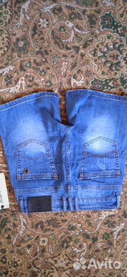 Шорты джинсовые новые 27 р