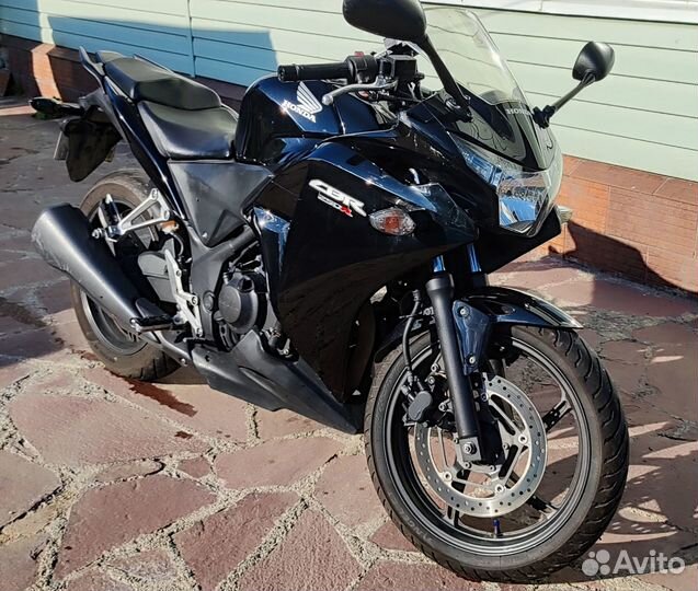 Honda CBR250 R