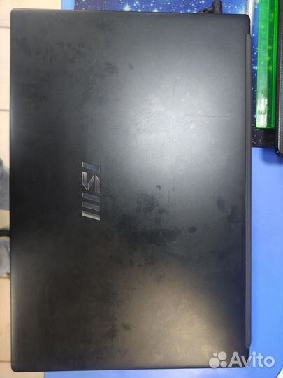 Ноутбук Msi Modern 15 B5M-001Xru