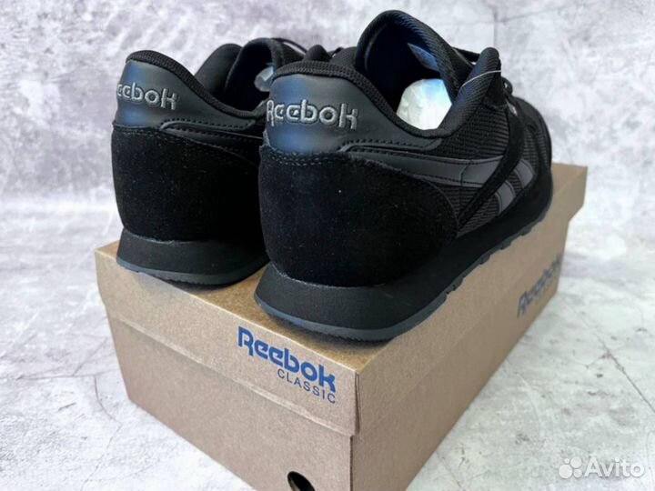 Кроссовки Reebok стильные