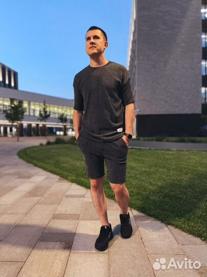 Костюм шорты и футболка