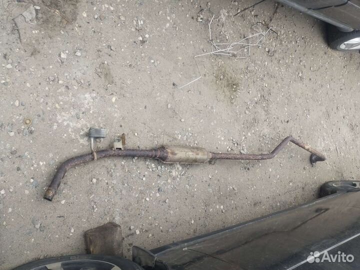 Средняя часть глушителя резонатор Renault Logan 2