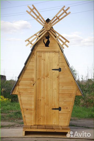 Уличный туалет с установкой