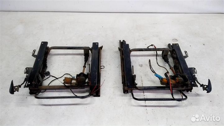 Салазки сидений км-т Opel Vectra B 95-99г