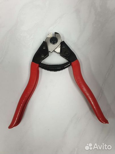 Кусачки для тросов и рубашек велосипеда (новые)