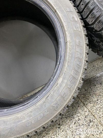 Bridgestone Ice Cruiser 7000 205/55 R16