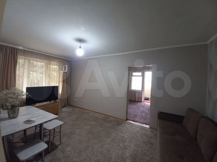 2-к. квартира, 42,6 м², 2/5 эт.