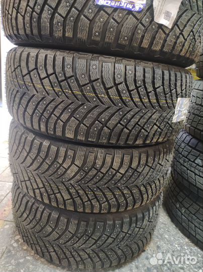 Michelin X-Ice North 4 SUV 235/60 R18 107T