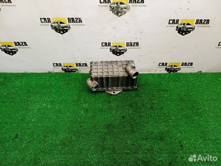 Радиатор масляный Mercedes-Benz E-class