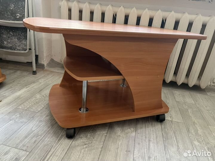 Журнальный стол