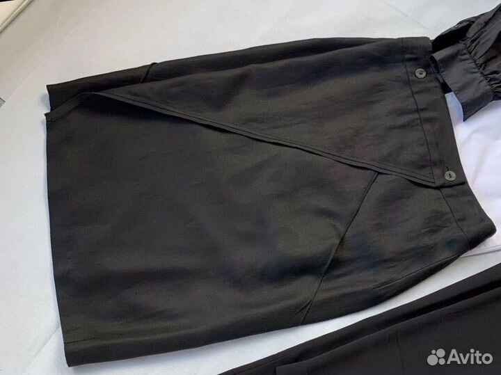 Одежда Женская брендовая пакетом 46