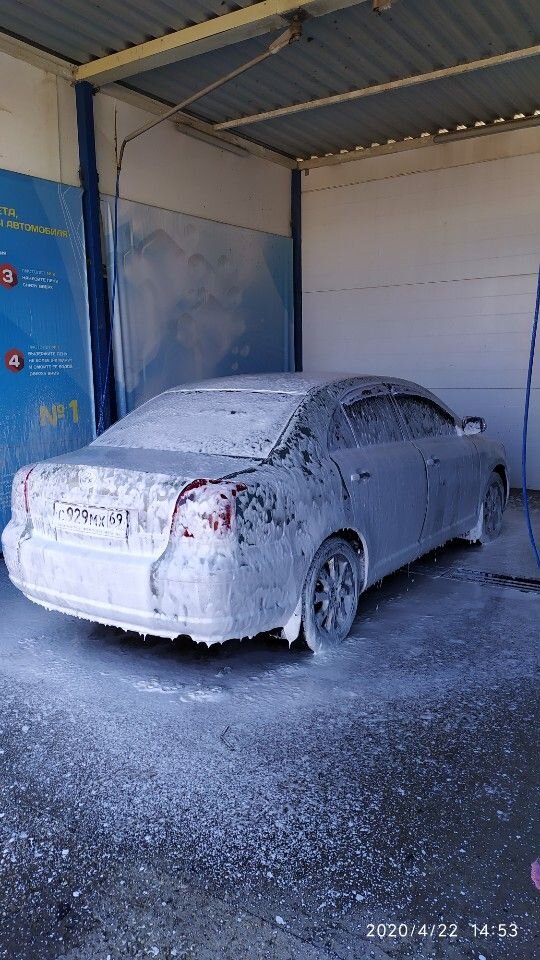 Toyota Avensis: фото владельца