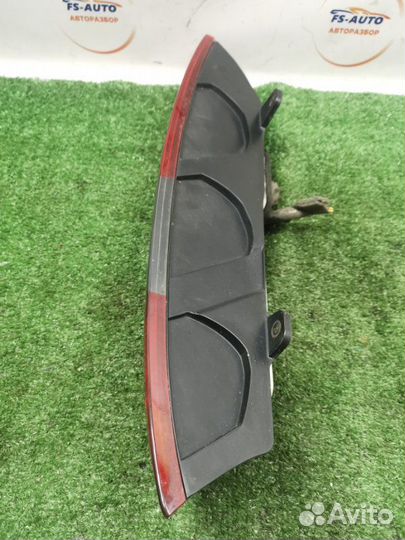 Фонарь левый Ford Focus 2 универсал 1.6 hwda 100