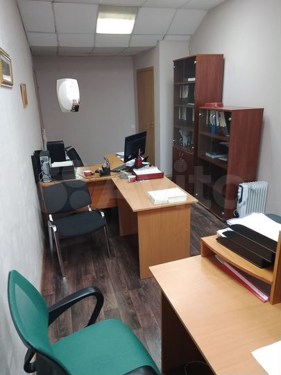 Офис с складом, 20 м²+13 м²