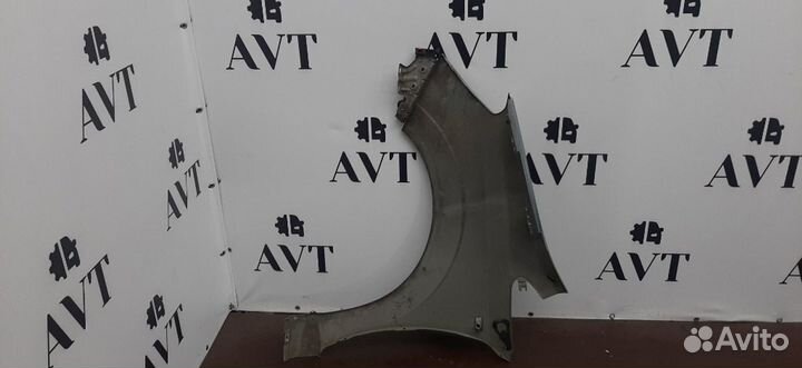 Крыло переднее правое Opel Zafira