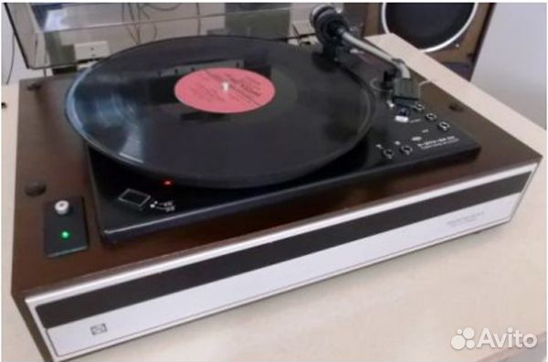 Проигрыватель винила радиотехника 001