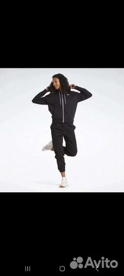 Спортивный костюм reebok женский