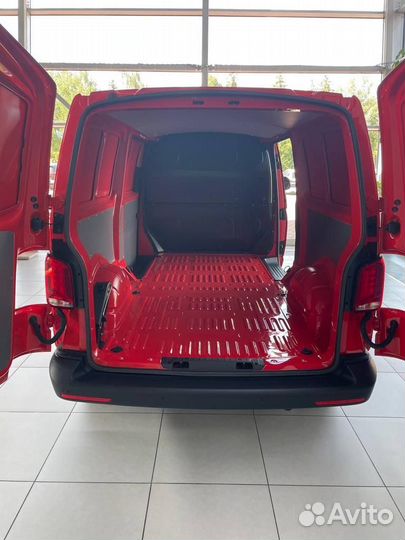 Volkswagen Transporter 2.0 AMT, 2022