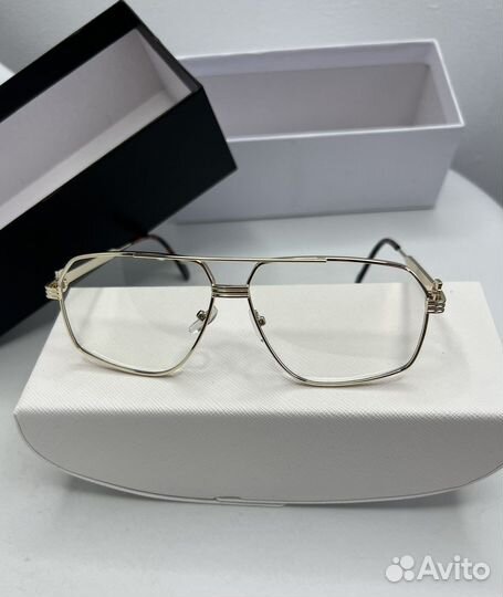 Солнцезащитные очки